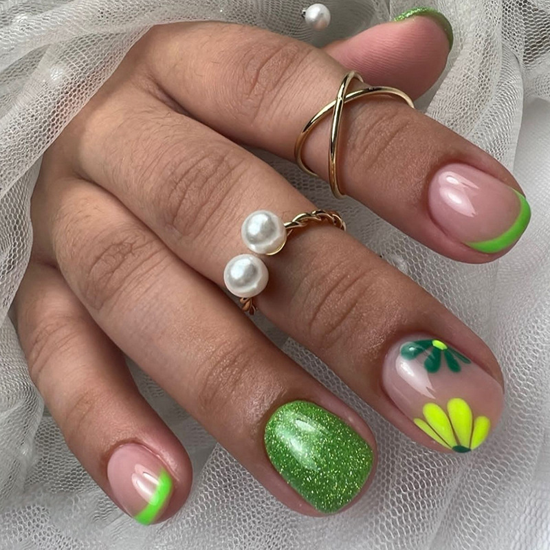 Nail Art Inspo - 24Pcs Short Ballet False Nails with